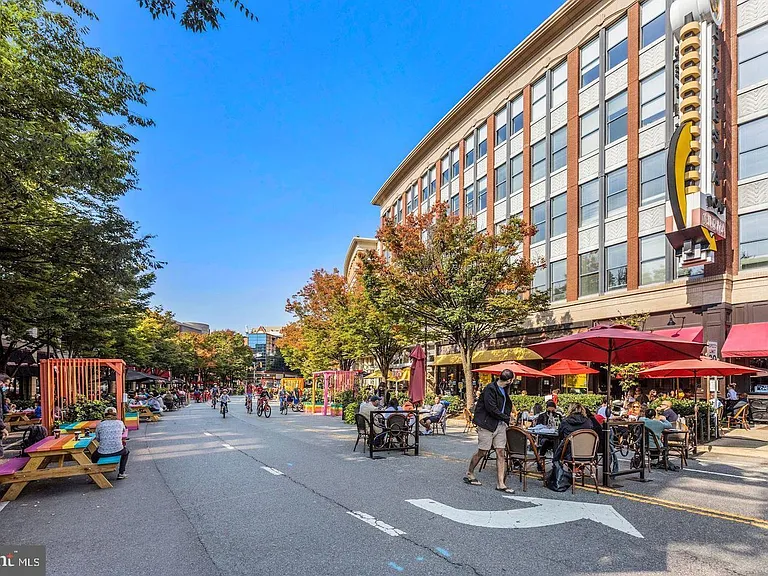 7500 Woodmont Ave #S712 — Photo 44