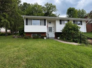 1708 Louella St, Vestal, NY 13850