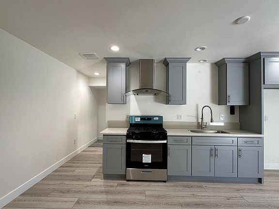 5th image of 2738 E Whidby Ln #C