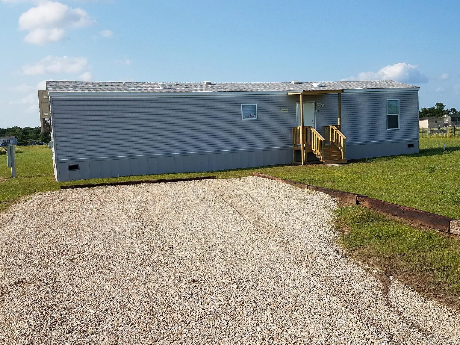 120 Sooner Rd — Photo 3