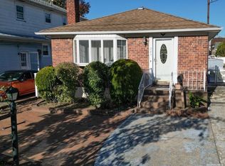 225 E Mineola Ave, Valley Stream, NY 11580