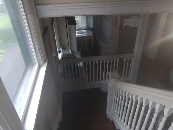 5th image of 340 Elmwood Ave #10