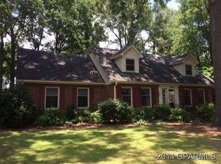 102 Kenilworth Rd, Greenville, NC 27858