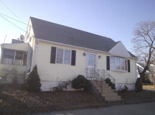 150 Kimball St, Providence, RI 02908