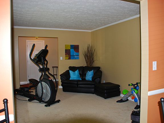 3rd image of 3540 Jenn Ann Ave