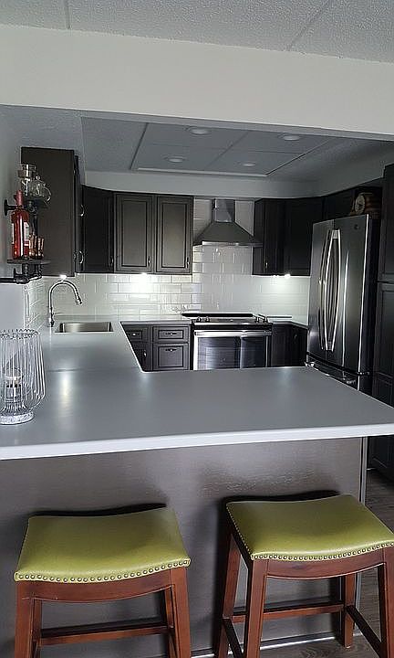 eat in kitchen