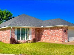 1603 Sun St, Mission, TX 78572