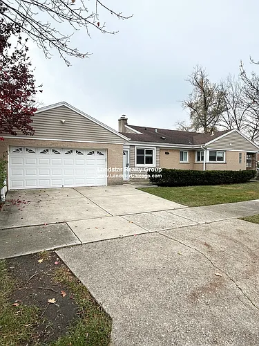 7225 E Prairie Rd Photo 1