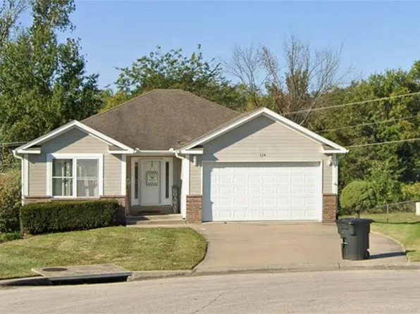 114 Shady Ln, Warrensburg, MO 64093
