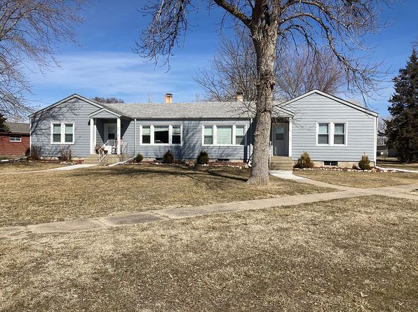 520 James Ave Pickstown Sd 57367 Zillow