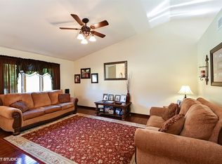 3323 Campbell Ave, South Chicago Heights, IL 60411