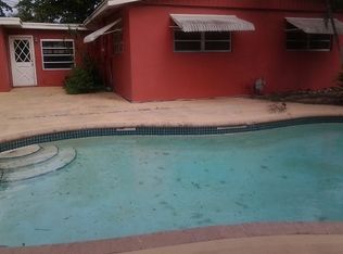 5492 SW 1st St, Plantation, FL 33317