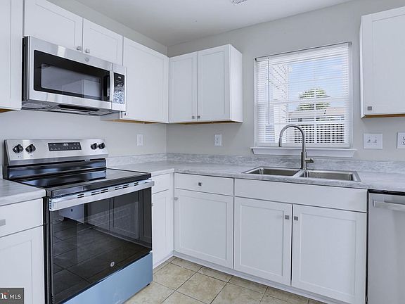 3rd image of 4426 Eagle Ct