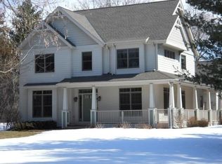 W343N6454 Bayview Rd, Oconomowoc, WI 53066
