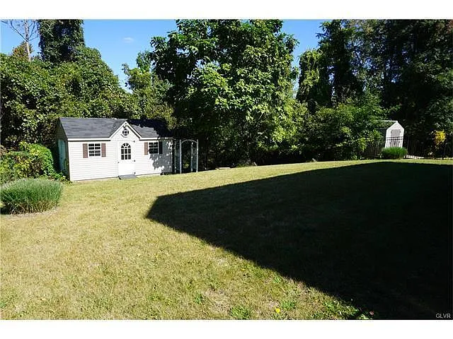 Building Photo - 103 Highlands Cir