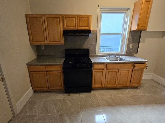3rd image of 4534 N Smedley St