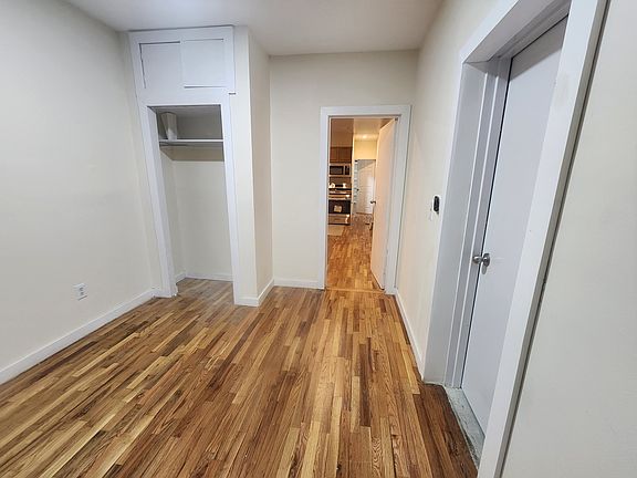 3rd image of 268 Boerum St APT 1L