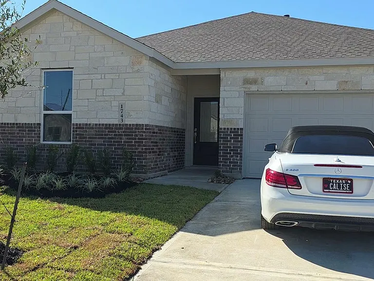 1743 Magnolia Jade Ct — Photo 23
