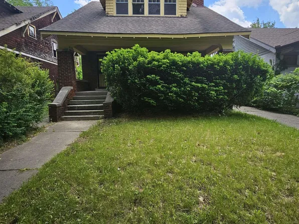 127 Cedarhurst Pl, Highland Park, MI 48203