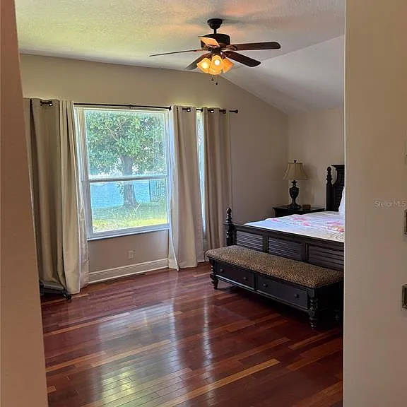 9718 Pineola Dr — Photo 19