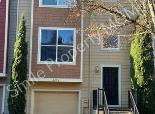 2253 NE Sheffield Ave, Hillsboro, OR 97006