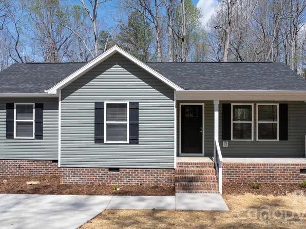 102 Kitchings Dr, Valdese, NC 28690