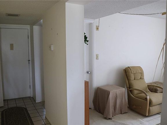 4th image of 333 Lake Howard Dr NW APT 204A