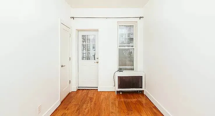 Rented by Compass | media 9