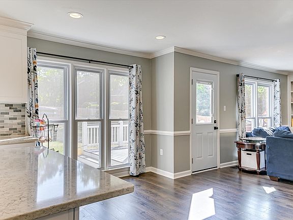 5th image of 4415 Pierwood Way