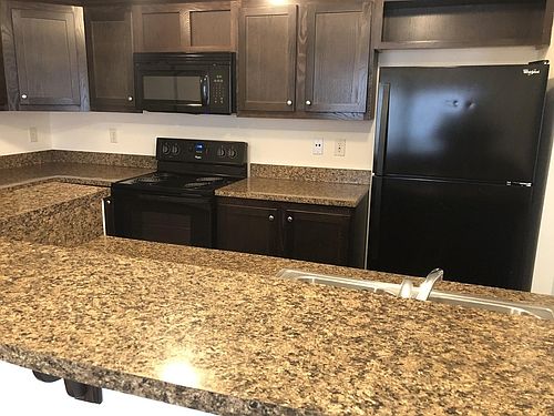 5th image of 2568 Autumn Lake Dr