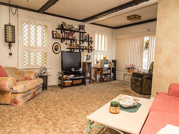3rd image of 75 Argyle Pl