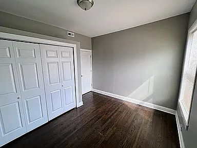 4th image of 2415 N Hamlin Ave APT 3