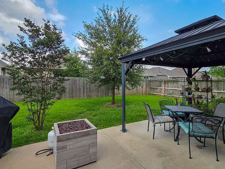 2025 Stubbs Dr — Photo 28