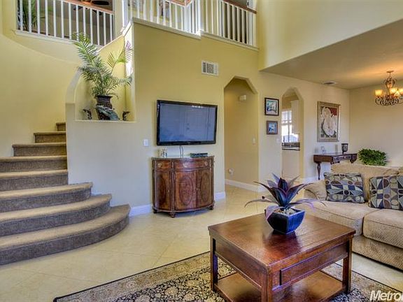 4th image of 7616 Monogram Dr