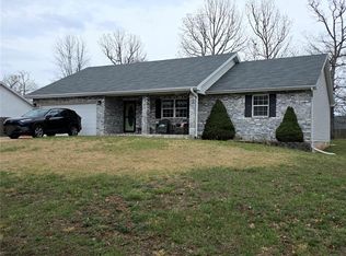 21110 Larson Rd, Waynesville, MO 65583