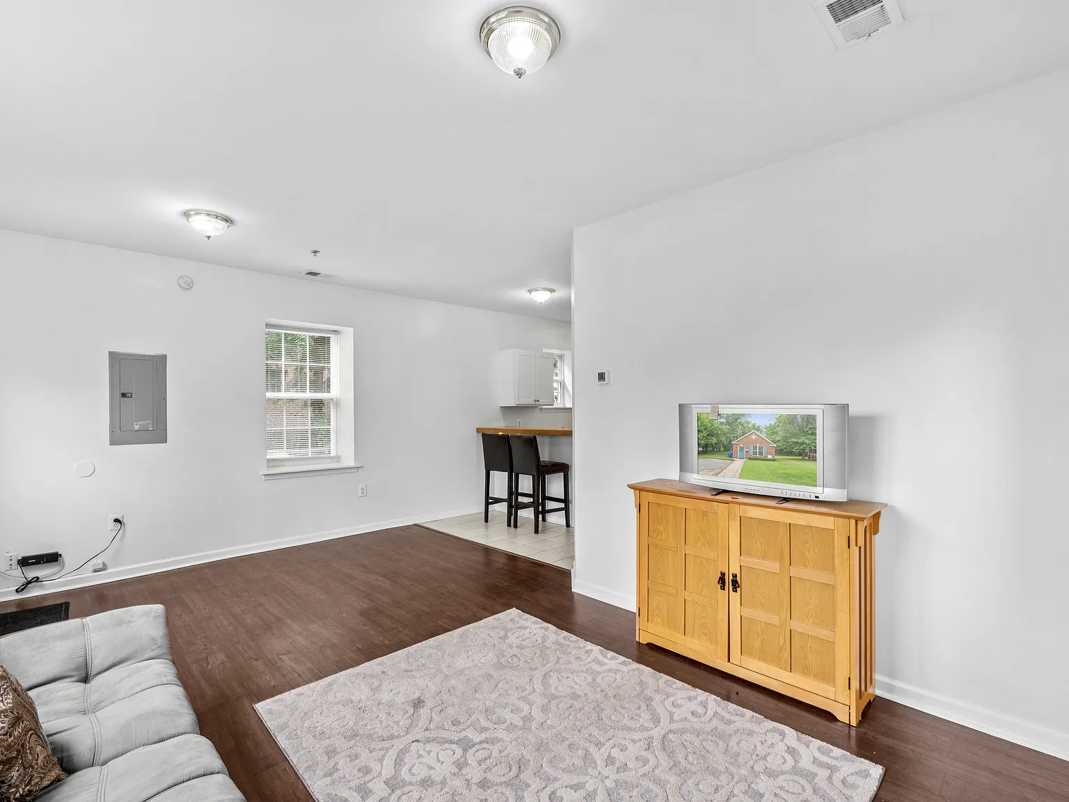 4813 Calvert Road - 1 — Photo 4