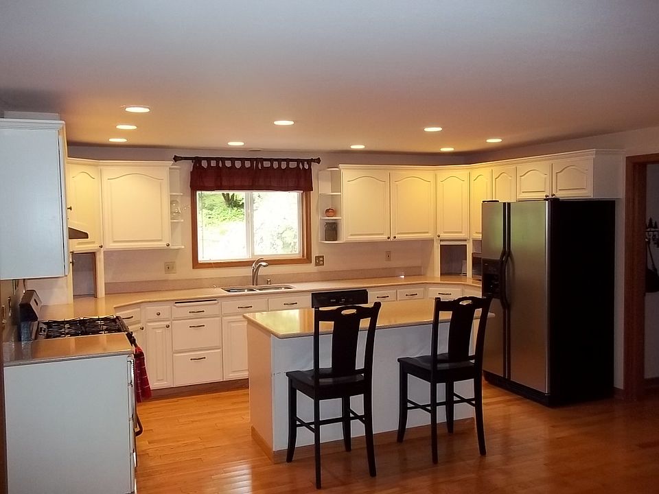 1st image of 8202 Jamieson Ct SW