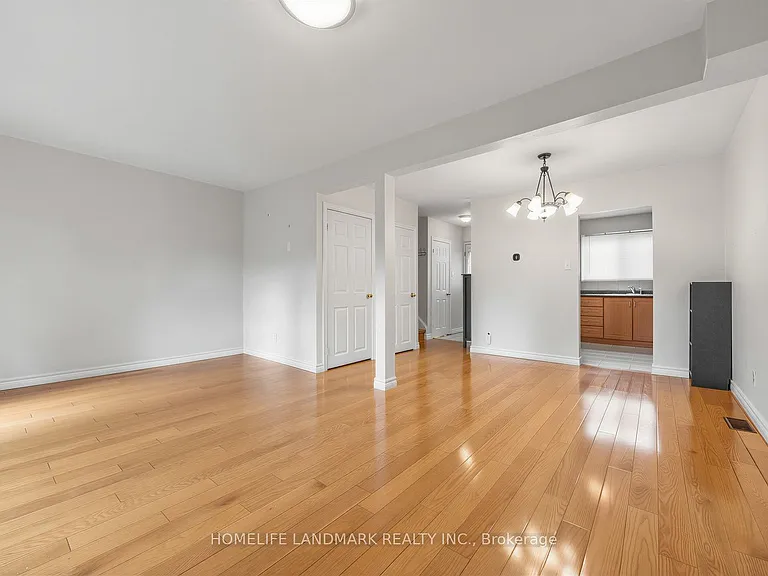 67 Godstone Rd #112 — Photo 9