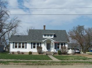 414 Cross Ave, Jerseyville, IL 62052