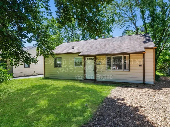 110 Paul Ave, Saint Louis, MO 63135