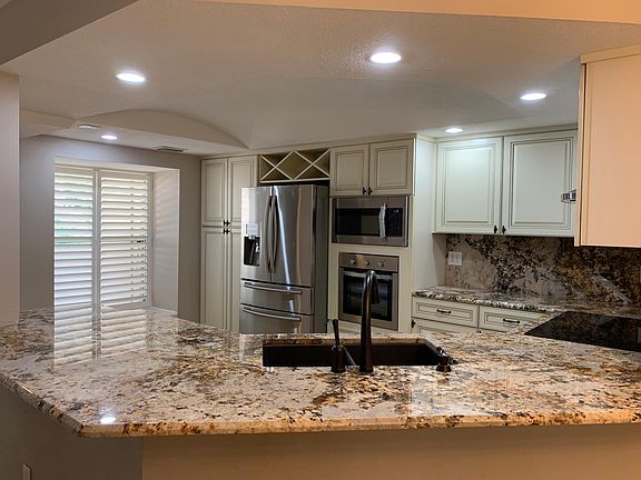 4th image of 1214 Saint Tropez Cir #1214