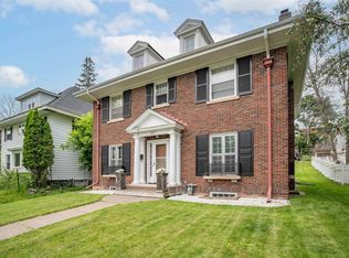 2125 E 3rd St, Duluth, MN 55812