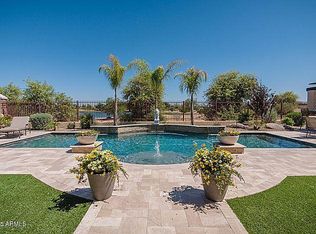 6697 S Lyon Dr, Gilbert, AZ 85298