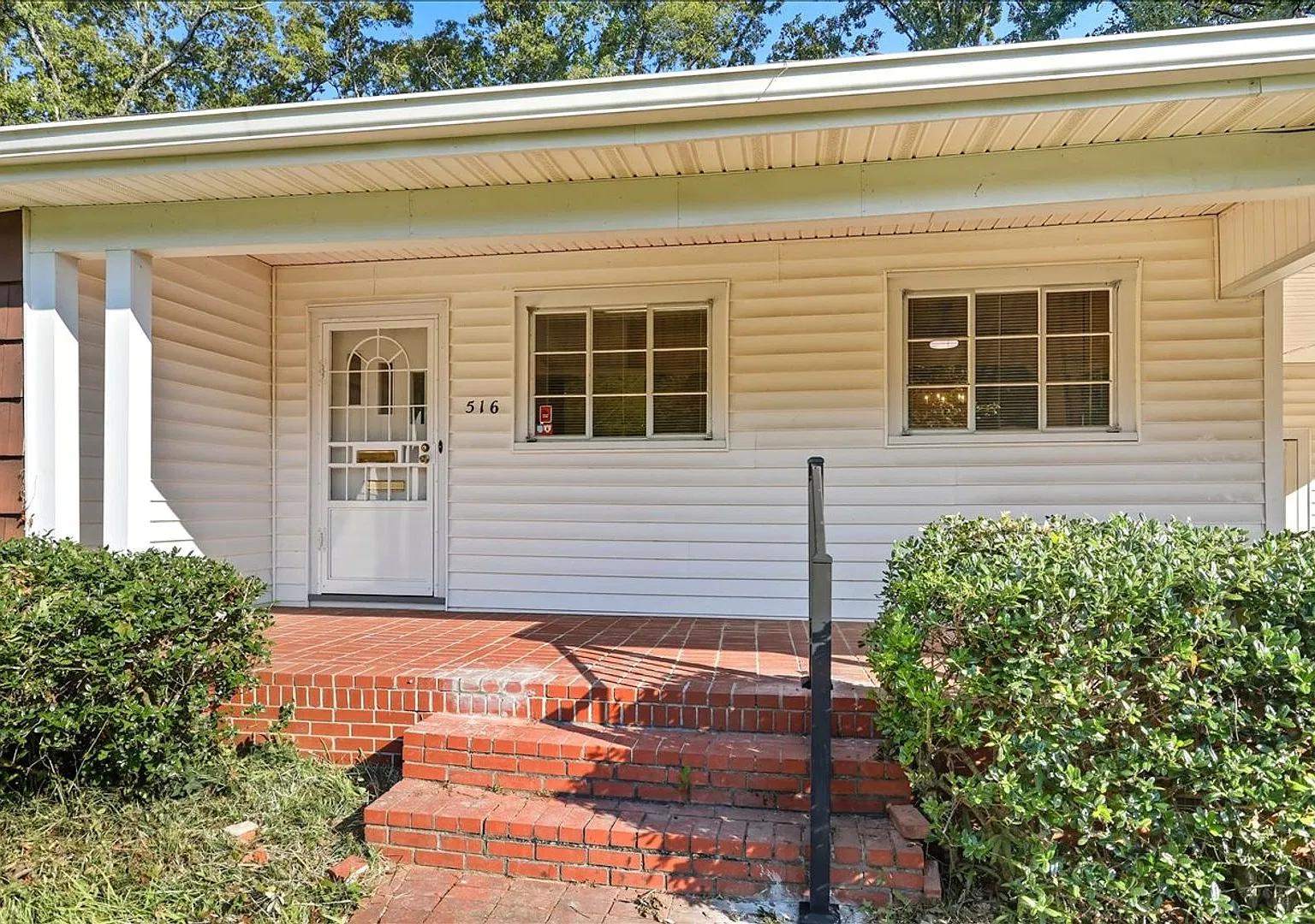 3 Bedroom 2.5 Bath Jackson — Photo 4