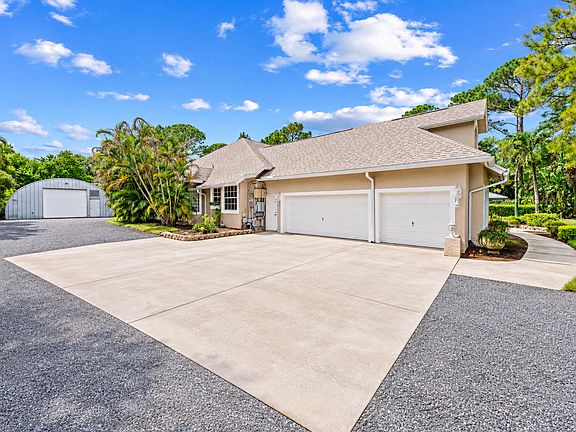 4th image of 10672 154th Road N
