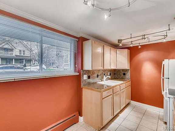 5th image of 1201 N Race St #1