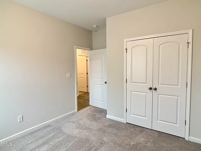 130 Henhouse Ct — Photo 15