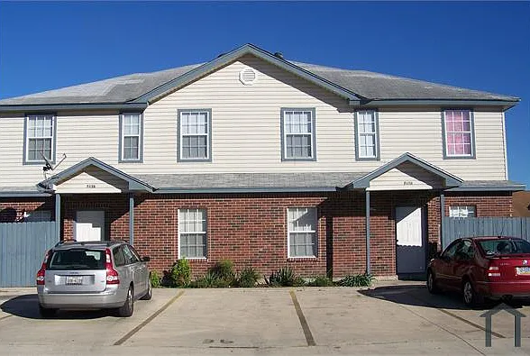 7634 Windsor Oaks — Photo 1