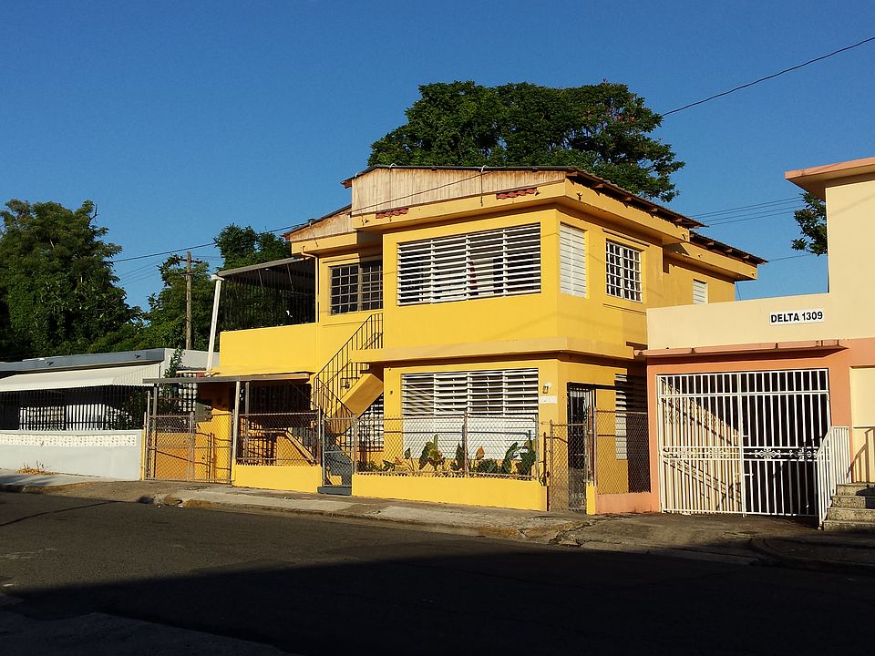 2nd image of Urb. Puerto Nuevo 1311 Calle Delta