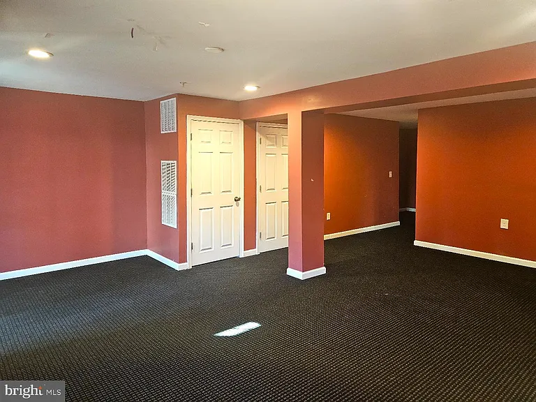 3315 Hollow Ct — Photo 33